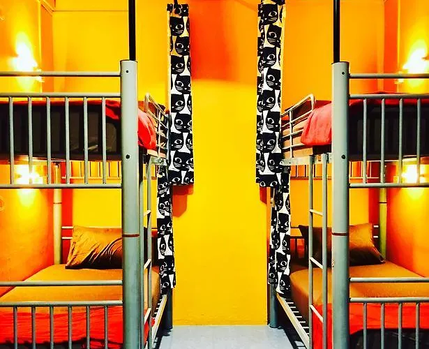 Csw Hostel Singapore